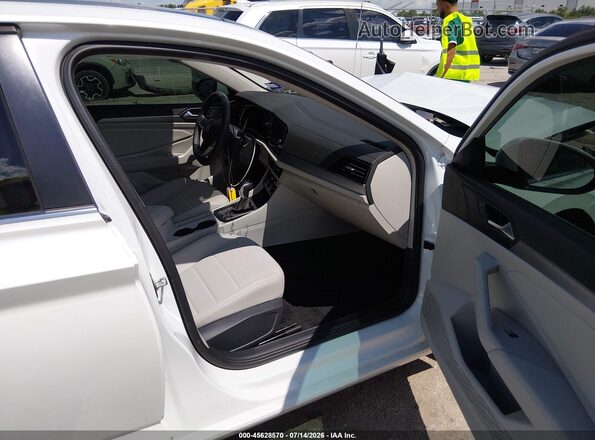 3VW7M7BU8RM073684 2024 VOLKSWAGEN JETTA Белый Вид салона спереди