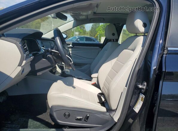 3VW7M7BU8RM095751 2024 VOLKSWAGEN JETTA Черный Вид салона спереди