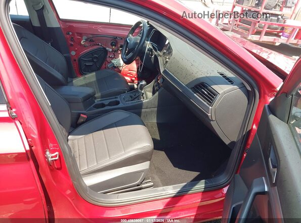 3VW7M7BUXPM008526 2023 VOLKSWAGEN JETTA Red Вид салону спереду