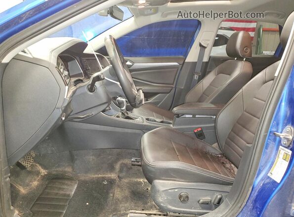 3VW7M7BUXRM031629 2024 VOLKSWAGEN JETTA Blue Front interior view
