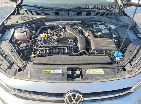 3VW7W7BU0TM017756 2026 VOLKSWAGEN JETTA Silver Rear interior view