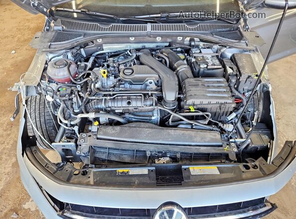3VW7W7BU0TM030040 2026 VOLKSWAGEN JETTA Серебряный Вид задней части салона