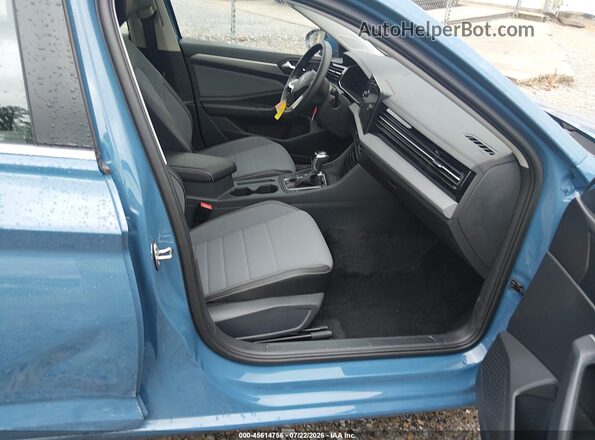 3VW7W7BU1TM026059 2026 VOLKSWAGEN JETTA Blue Front interior view