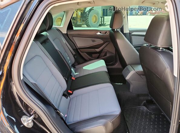3VW7W7BU2TM005642 2026 VOLKSWAGEN JETTA Black უკანა სავარძლების ხედი