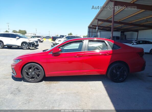 3VW7W7BU2TM045350 2026 VOLKSWAGEN JETTA Red Սալոնի հետևի տեսք