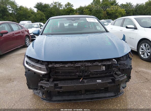 3VW7W7BU2TM052623 2026 VOLKSWAGEN JETTA Blue Rear interior view