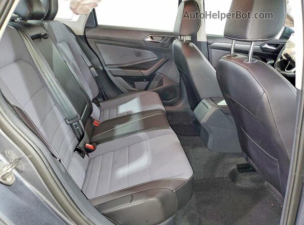 3VW7W7BU6TM029930 2026 VOLKSWAGEN JETTA Gray Vista de los asientos traseros