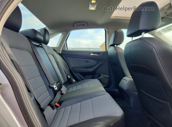3VW7X7BU4SM010773 2025 VOLKSWAGEN JETTA Silver Вид задніх сидінь