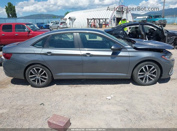 3VW7X7BU5SM018767 2025 VOLKSWAGEN JETTA Черный Вид задней части салона