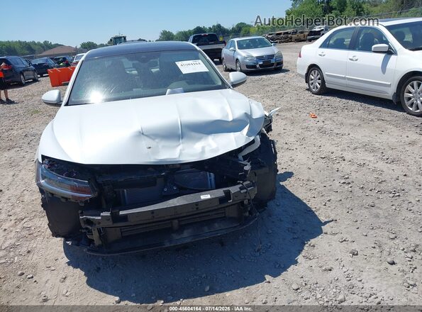 3VW7X7BU6SM095292 2025 VOLKSWAGEN JETTA Белый Вид задней части салона
