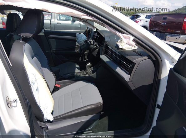 3VW7X7BU8SM106938 2025 VOLKSWAGEN JETTA White Вид салону спереду