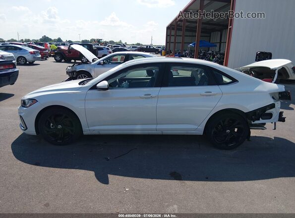 3VW7X7BU8SM106938 2025 VOLKSWAGEN JETTA White 