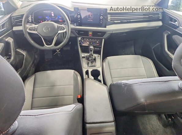 3VW7X7BUXSM089219 2025 VOLKSWAGEN JETTA Серебряный Вид панели приборов
