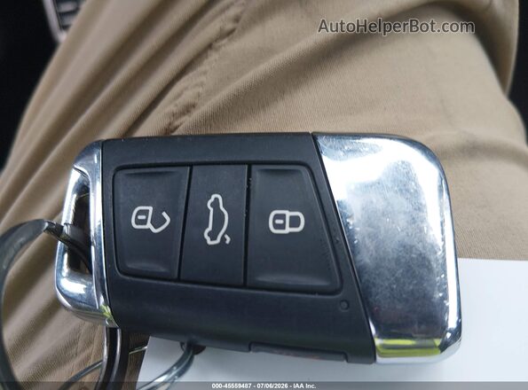 3VW9T7BUXRM027768 2024 VOLKSWAGEN JETTA Gray Widok deski rozdzielczej