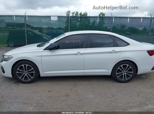 3VWAM7BU4RM014329 2024 VOLKSWAGEN JETTA White 360 interior view