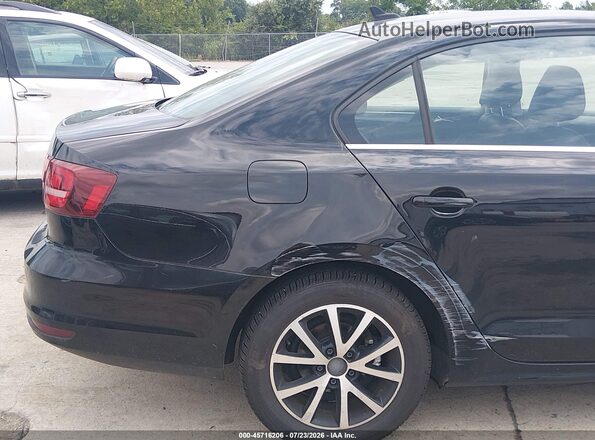 3VWB67AJ3HM320815 2017 VOLKSWAGEN JETTA Black Widok z przodu