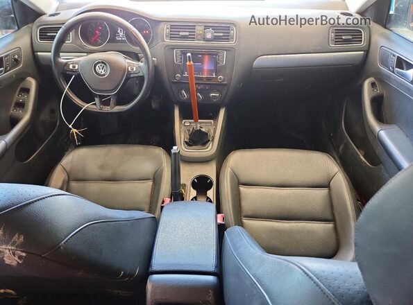 3VWB67AJ5HM296906 2017 VOLKSWAGEN JETTA Black Dashboard view