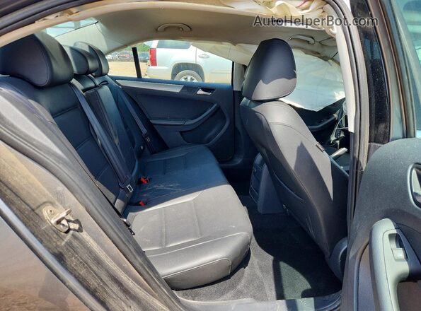 3VWB67AJ6HM298549 2017 VOLKSWAGEN JETTA Charcoal Widok tylnych siedzeń