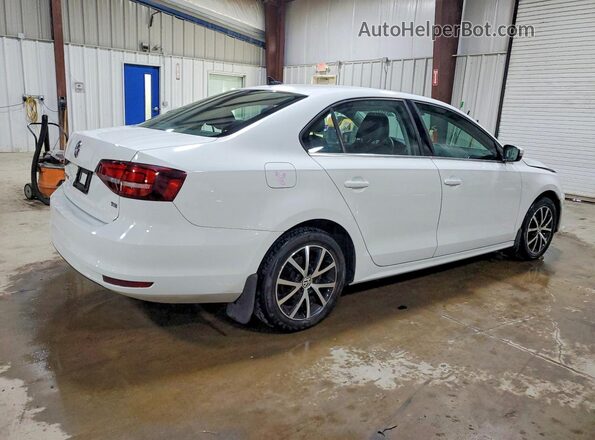3VWB67AJXJM226520 2018 VOLKSWAGEN JETTA White უკანა მარჯვენა