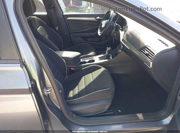 3VWBM7BU2RM051285 2024 VOLKSWAGEN JETTA Серый Вид салона спереди