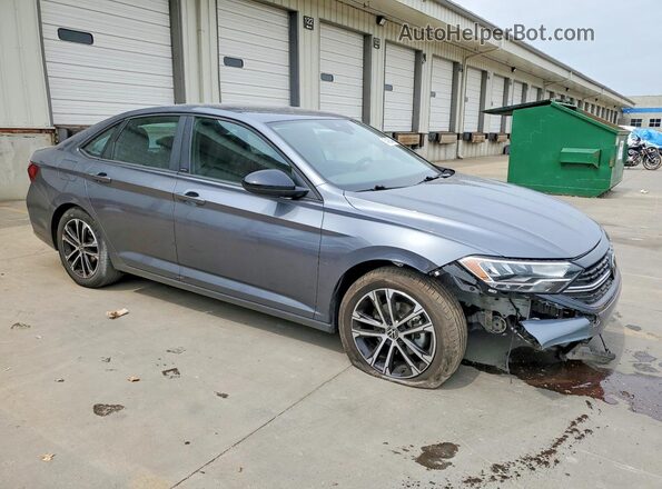 3VWBM7BU2RM059547 2024 VOLKSWAGEN JETTA Серый Передняя правая четверть