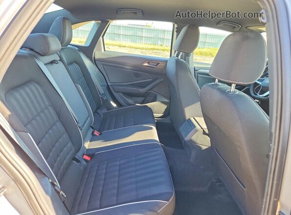 3VWBM7BU3RM020403 2024 VOLKSWAGEN JETTA Gray უკანა სავარძლების ხედი