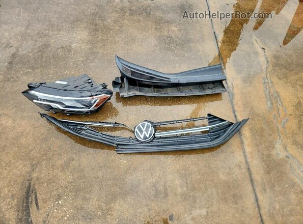 3VWBM7BU4PM047719 2025 VOLKSWAGEN JETTA White Вид підкапотного простору
