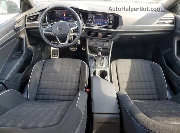 3VWBM7BU4RM073689 2024 VOLKSWAGEN JETTA Silver Вид панелі приладів