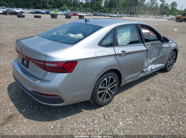 3VWBW7BU8TM039384 2026 VOLKSWAGEN JETTA Silver Trasero derecho