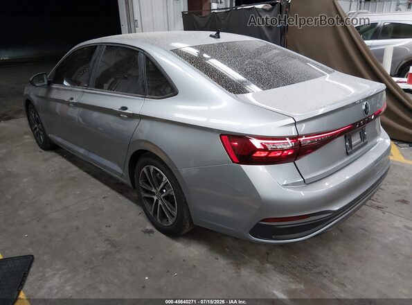 3VWBW7BUXTM027320 2026 VOLKSWAGEN JETTA Silver Հետևի ձախ