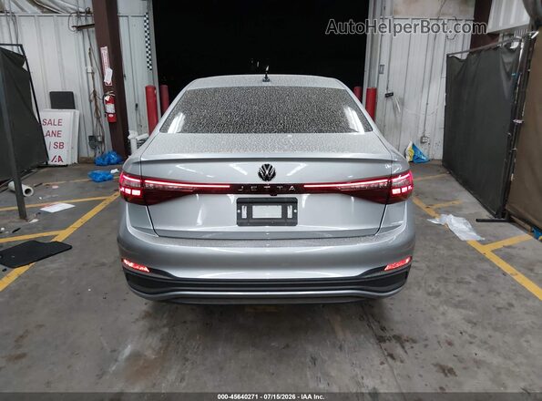 3VWBW7BUXTM027320 2026 VOLKSWAGEN JETTA Silver 