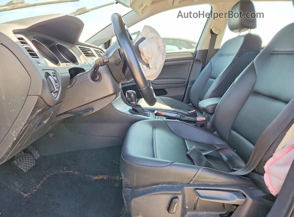 3VWC17AU8HM514219 2017 VOLKSWAGEN GOLF White Սալոնի դիմացի տեսք