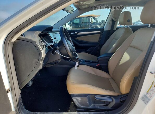 3VWC57BU0KM063720 2019 VOLKSWAGEN JETTA White Vista interior delantera