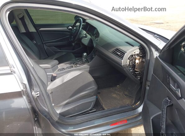 3VWC57BU0KM155801 2019 VOLKSWAGEN JETTA Gray Widok wnętrza z przodu
