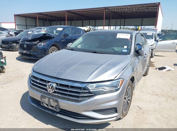 3VWC57BU0MM033121 2021 VOLKSWAGEN JETTA Silver წინა მარცხენა ხედი სამი მეოთხედიდან