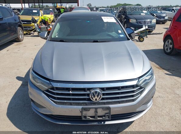 3VWC57BU0MM033121 2021 VOLKSWAGEN JETTA Silver წინა პანელის ხედი