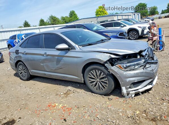 3VWC57BU0MM048816 2021 VOLKSWAGEN JETTA Серебряный Передняя правая четверть