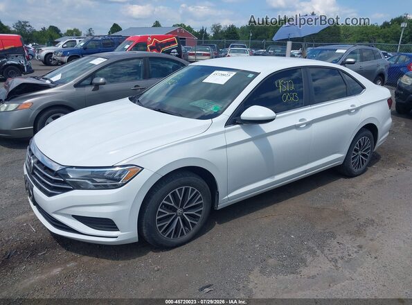 3VWC57BU0MM063431 2021 VOLKSWAGEN JETTA Белый Передняя левая четверть