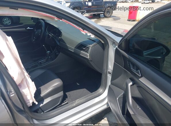 3VWC57BU0MM090449 2021 VOLKSWAGEN JETTA Silver Widok wnętrza z przodu