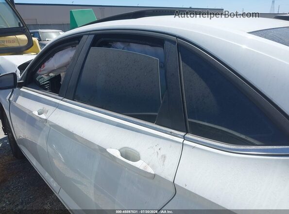 3VWC57BU0MM091696 2021 VOLKSWAGEN JETTA White Widok wnętrza 360 stopni