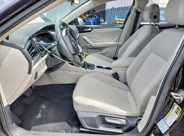 3VWC57BU1KM075973 2019 VOLKSWAGEN JETTA Black Widok wnętrza z przodu