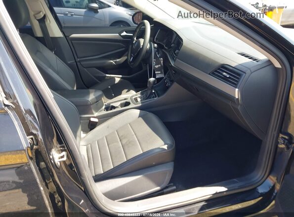 3VWC57BU1MM030115 2021 VOLKSWAGEN JETTA Black Widok wnętrza z przodu