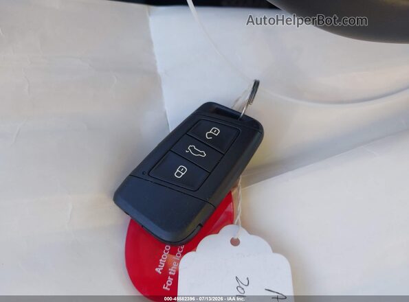 3VWC57BU2KM033554 2019 VOLKSWAGEN JETTA Blue Vista del salpicadero