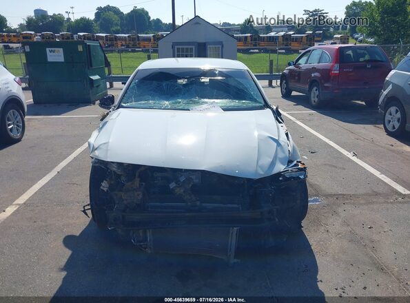 3VWC57BU2MM042919 2021 VOLKSWAGEN JETTA White Սալոնի հետևի տեսք