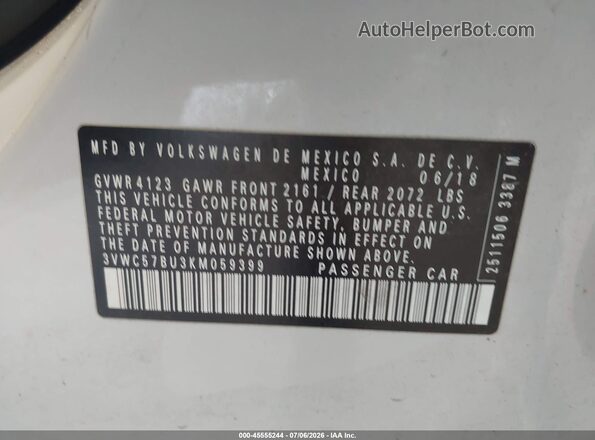 3VWC57BU3KM059399 2019 VOLKSWAGEN JETTA Silver Vista del compartimento del motor