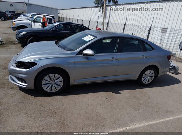 3VWC57BU3KM198772 2019 VOLKSWAGEN JETTA Серебряный 