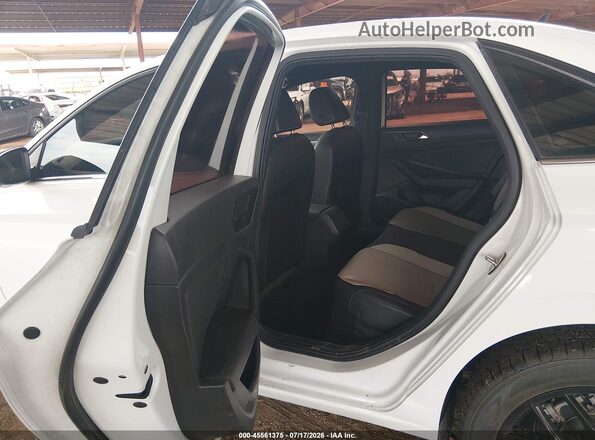 3VWC57BU3KM267041 2019 VOLKSWAGEN JETTA White Vista de la etiqueta del VIN