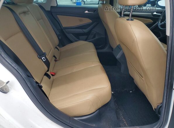 3VWC57BU4KM063798 2019 VOLKSWAGEN JETTA White Vista de los asientos traseros