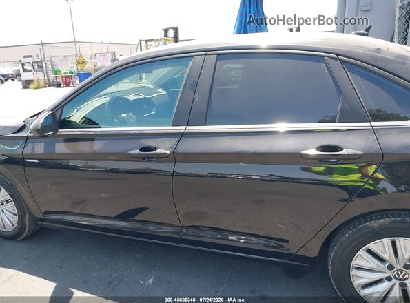 3VWC57BU4LM080005 2020 VOLKSWAGEN JETTA Черный 