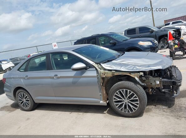 3VWC57BU4MM068812 2021 VOLKSWAGEN JETTA Silver Rear interior view